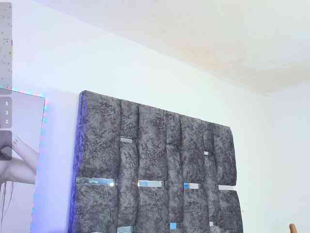 TaniaMilan webcam