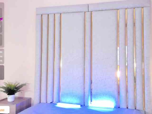 TaniaMilan webcam