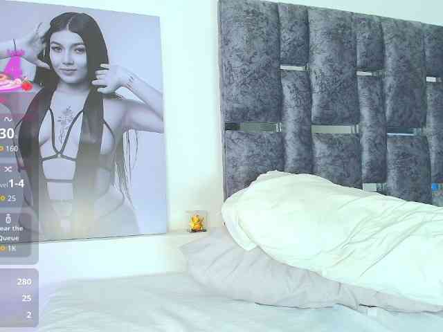 TaniaMilan webcam