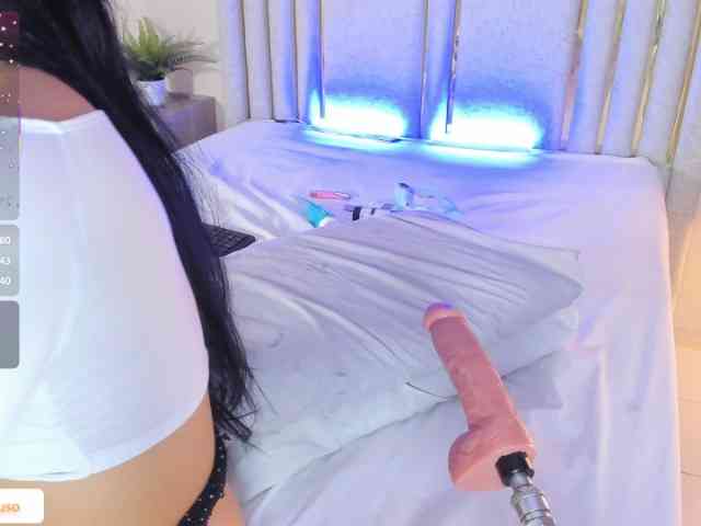 TaniaMilan webcam