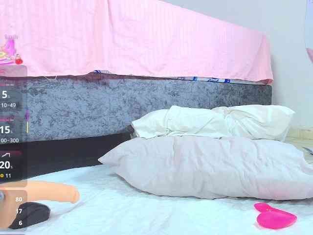TaniaMilan webcam