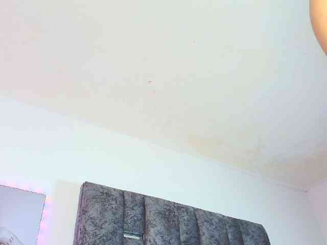 TaniaMilan webcam