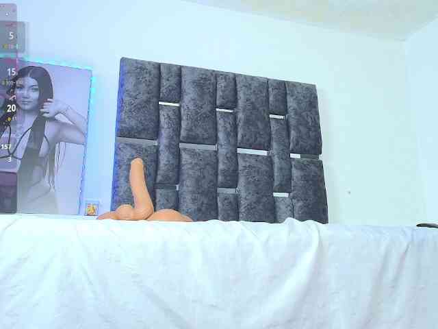 TaniaMilan webcam