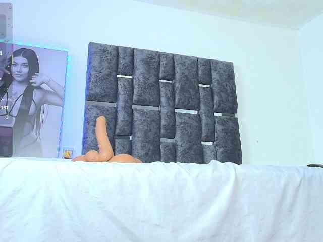 TaniaMilan webcam