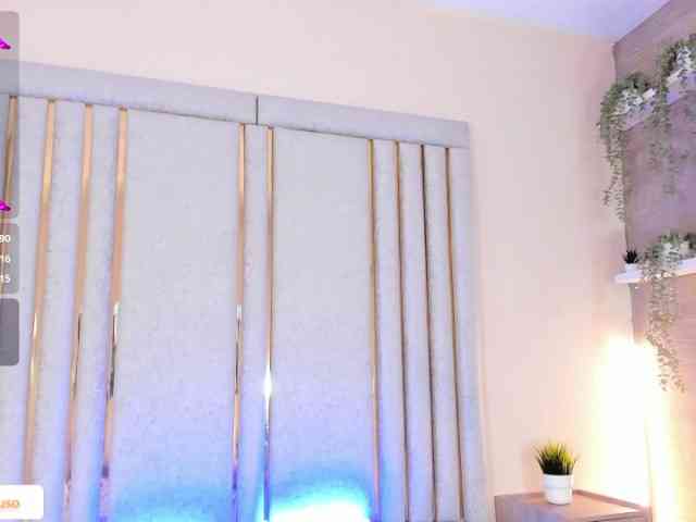 TaniaMilan webcam
