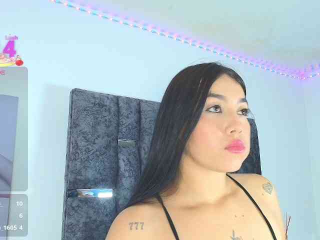 TaniaMilan webcam