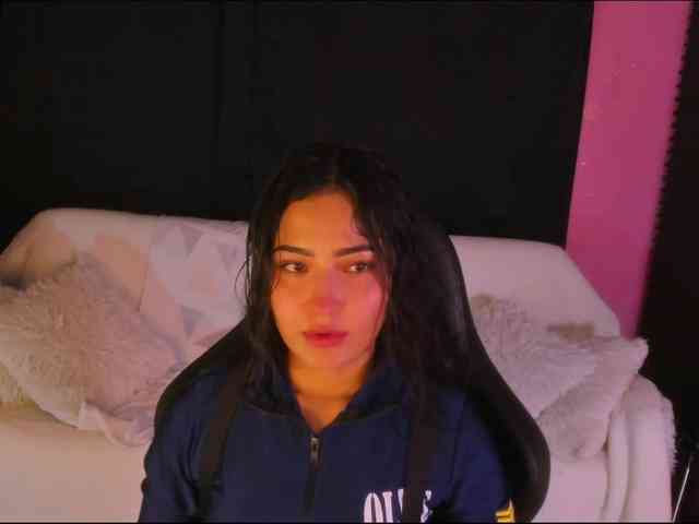 Rosario215a Live Webcam on BongaCams