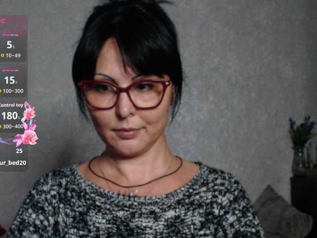 AlexEdythe's BongaCams show and profile
