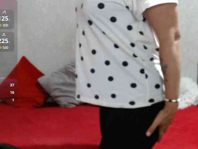 ZaRaZaTvOyA webcam