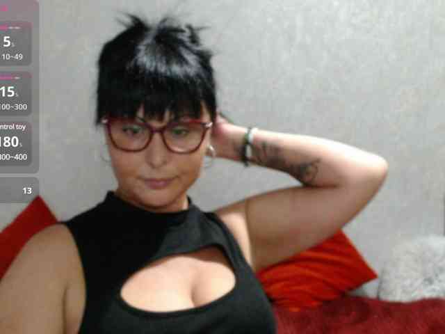 ZaRaZaTvOyA webcam