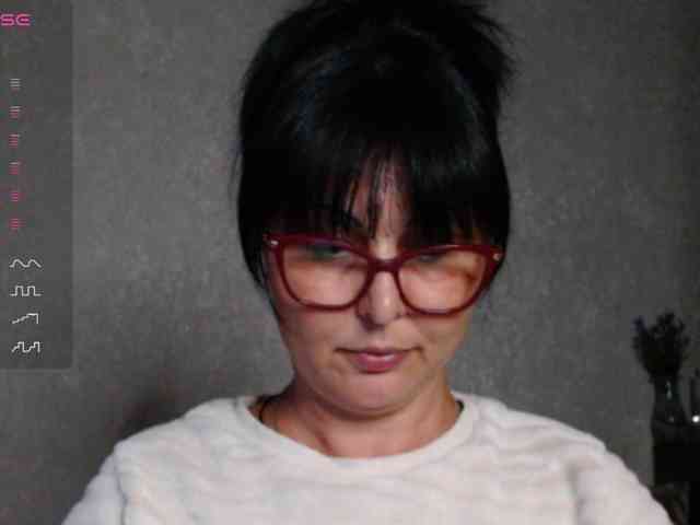 AlexEdythe Live Webcam on BongaCams