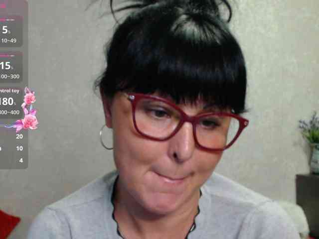 ZaRaZaTvOyA webcam