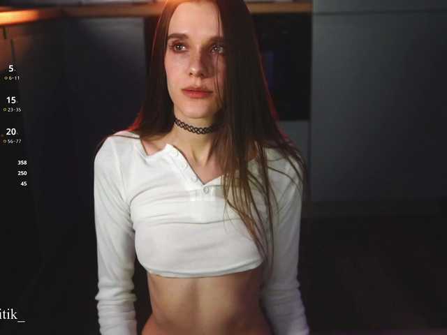 Damkiky's BongaCams show and profile