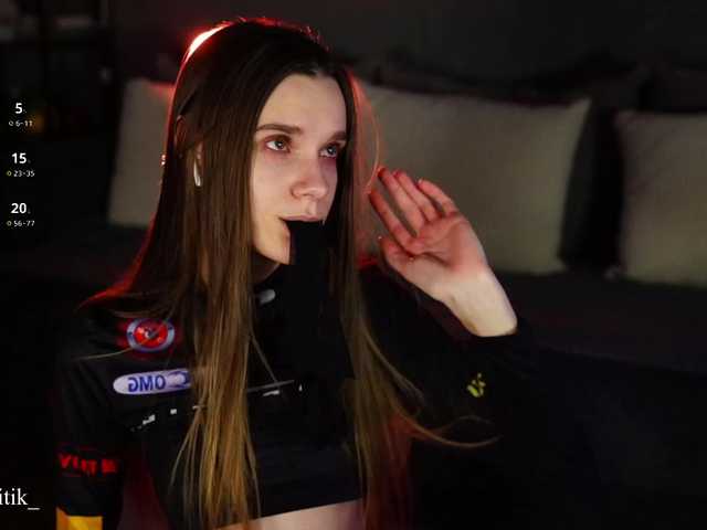 Damkiky's BongaCams show and profile