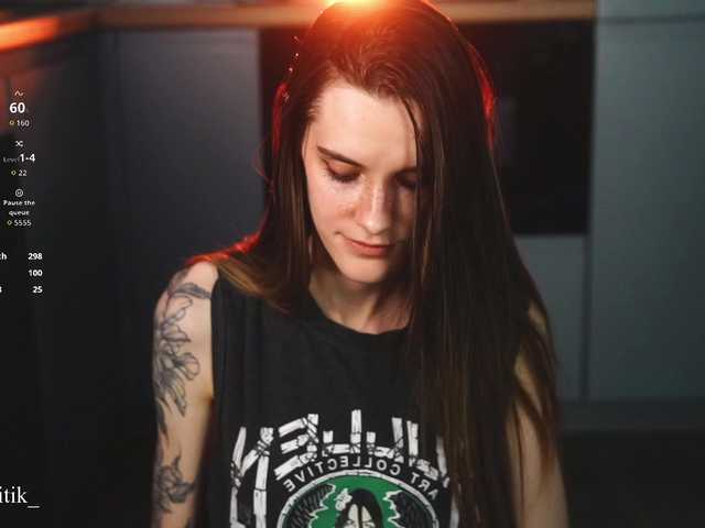 Damkiky's BongaCams show and profile