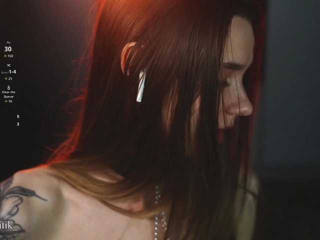 Damkiky's BongaCams show and profile