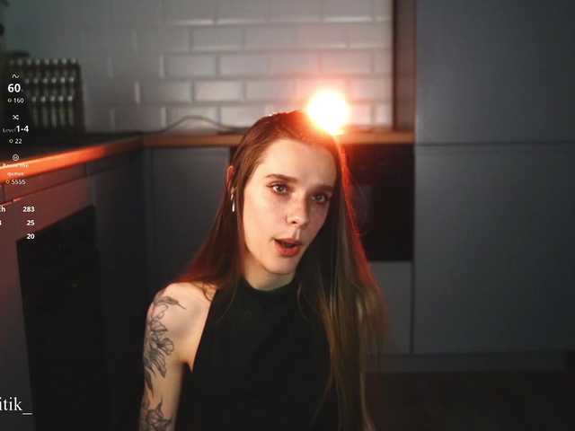 Damkiky's BongaCams show and profile