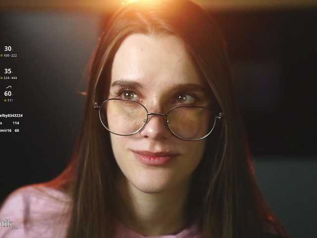 Damkiky's BongaCams show and profile