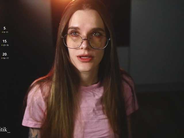 Damkiky's BongaCams show and profile