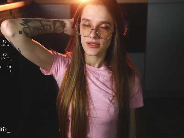 Damkiky's BongaCams show and profile