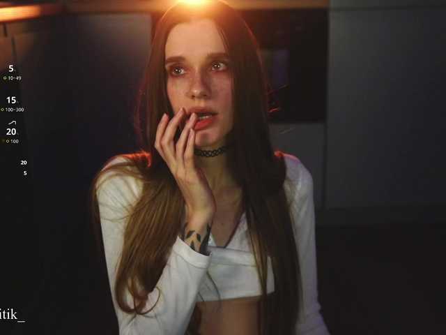 Damkiky's BongaCams show and profile