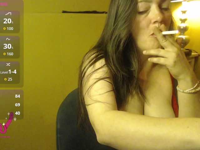 dutchmilf's BongaCams show and profile