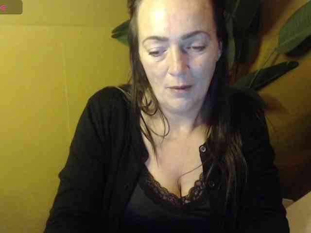 dutchmilf webcam