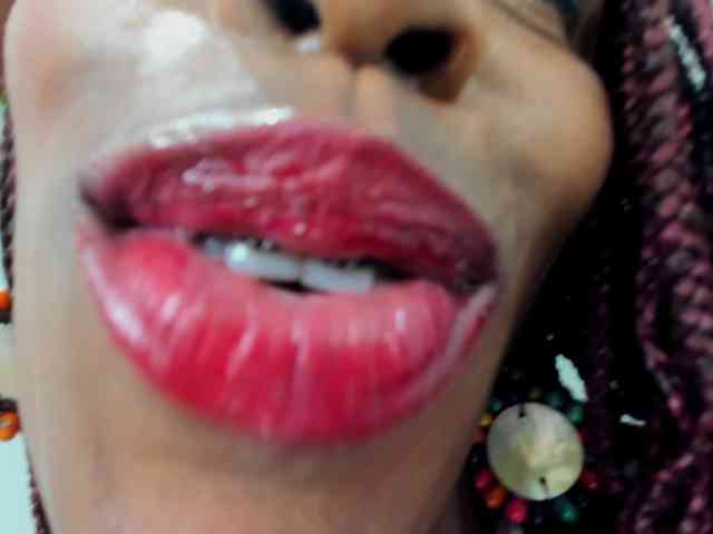 TAYLORR778 webcam