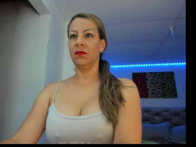 TaylorCoxz TaylorCoxz