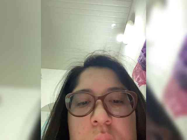Taniachan webcam