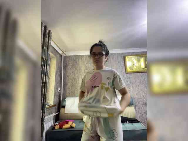 Taniachan webcam