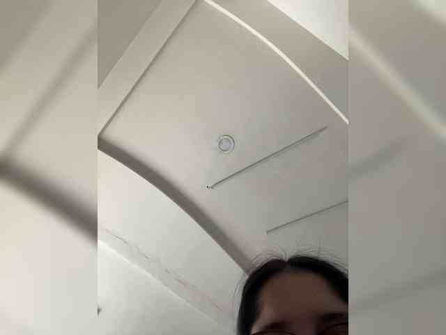 Taniachan webcam