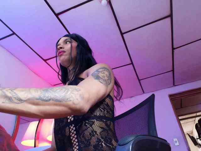 valeria222 Live Webcam on BongaCams