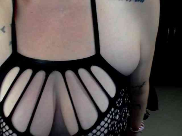 EmmaRizzoo webcam