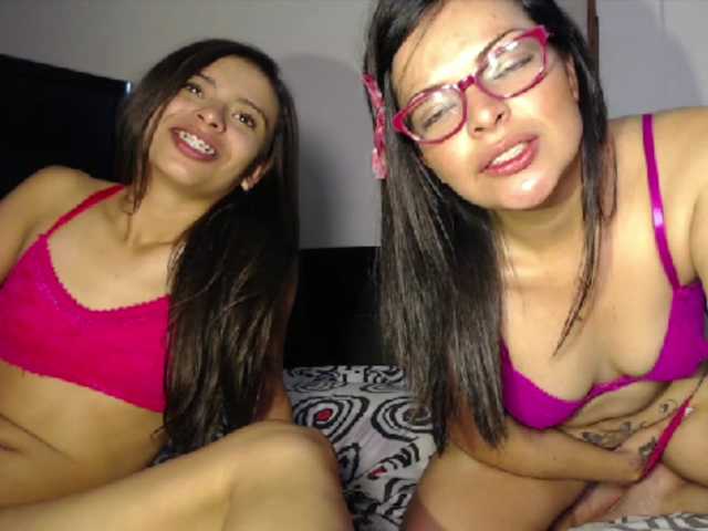 lesbifelinas's BongaCams show and profile