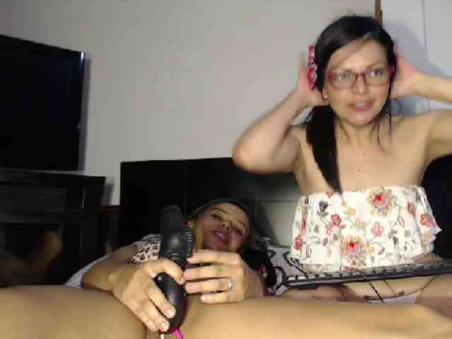 lesbifelinas webcam