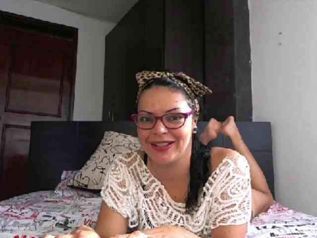 lesbifelinas webcam