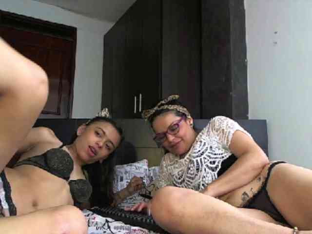 lesbifelinas webcam