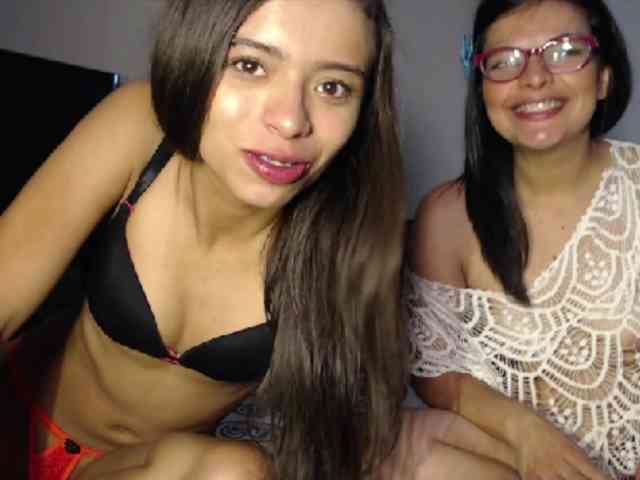 lesbifelinas webcam