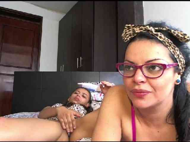 Модель: lesbifelinas