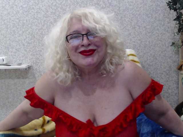 Alek-Sandra's BongaCams show and profile