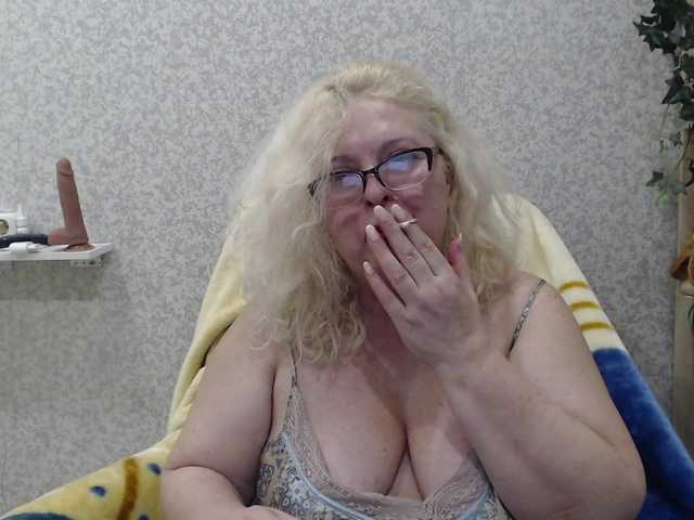 Alek-Sandra's BongaCams show and profile