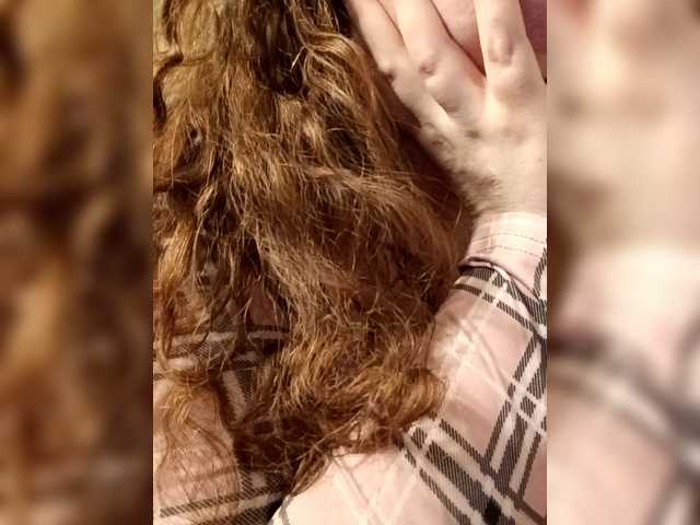 Sexyred3141-1's BongaCams show and profile