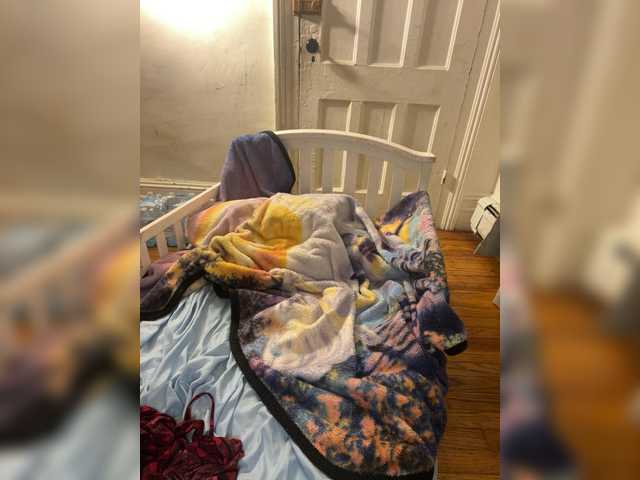 Sexyred3141-1's BongaCams show and profile