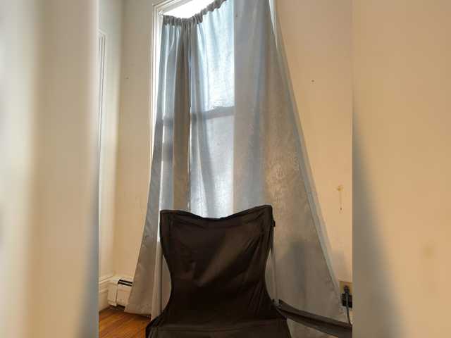 Sexyred3141-1's BongaCams show and profile