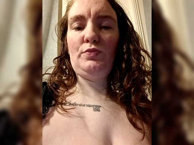 Preview of sexyred3141-1