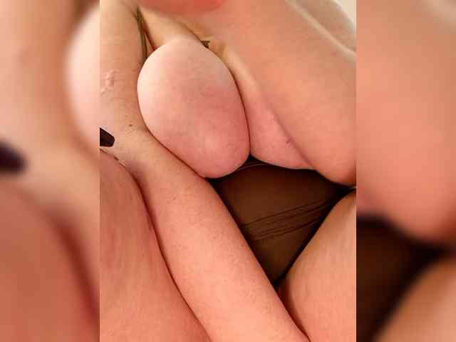 Sexyred3141-1 webcam