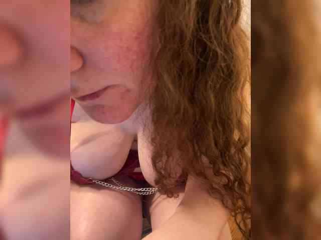 Sexyred3141-1 webcam