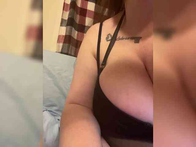 Sexyred3141-1 webcam