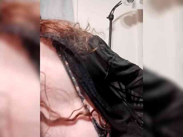 Sexyred3141-1 webcam